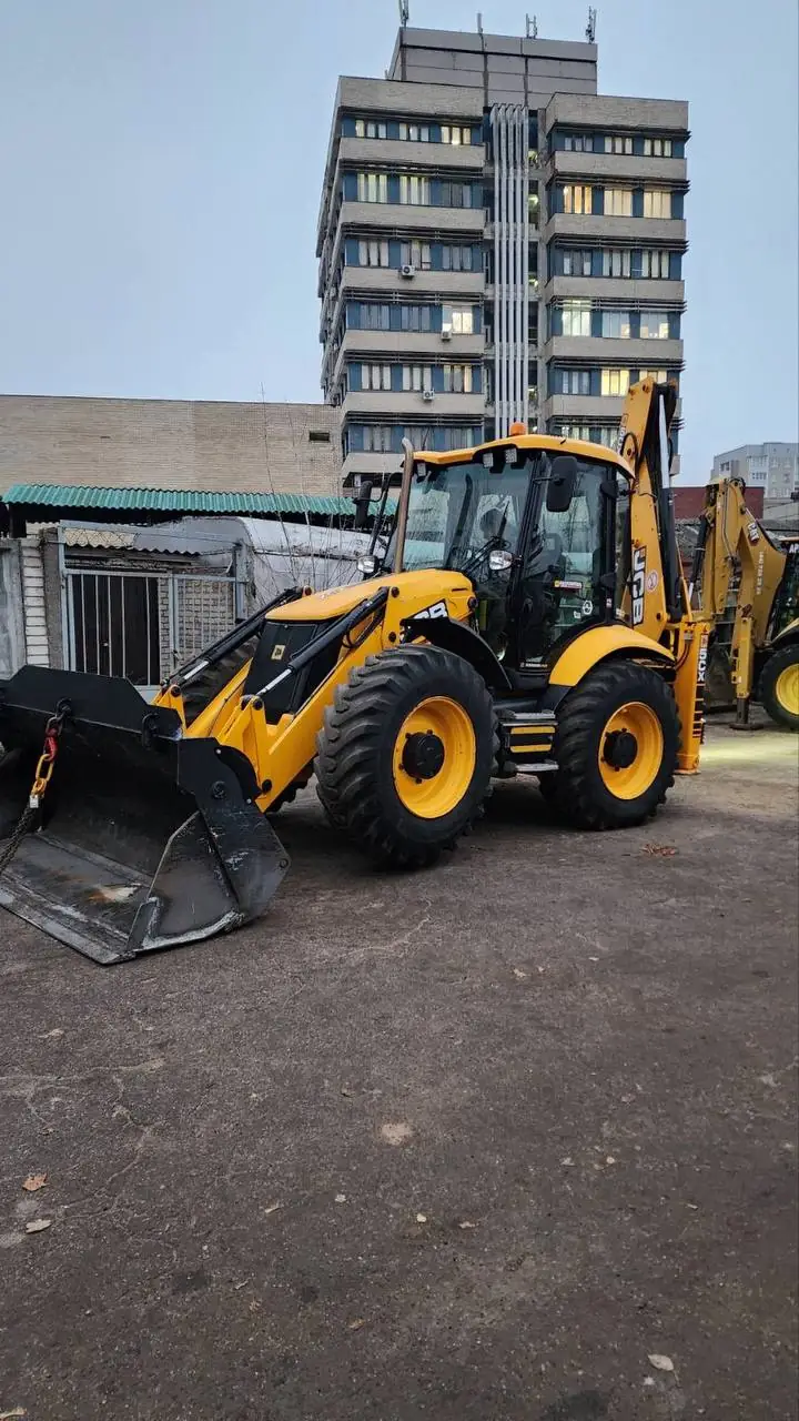 У НАС ПОПОЛНЕНИЕ, ЭКСКАВАТОР-ПОГРУЗЧИК JCB 5CX 