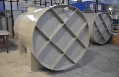 Монтаж ёмкостей их полиэтилена, полипропилен и стали Монтаж ёмкостей их полиэтилена, полипропилен и стали